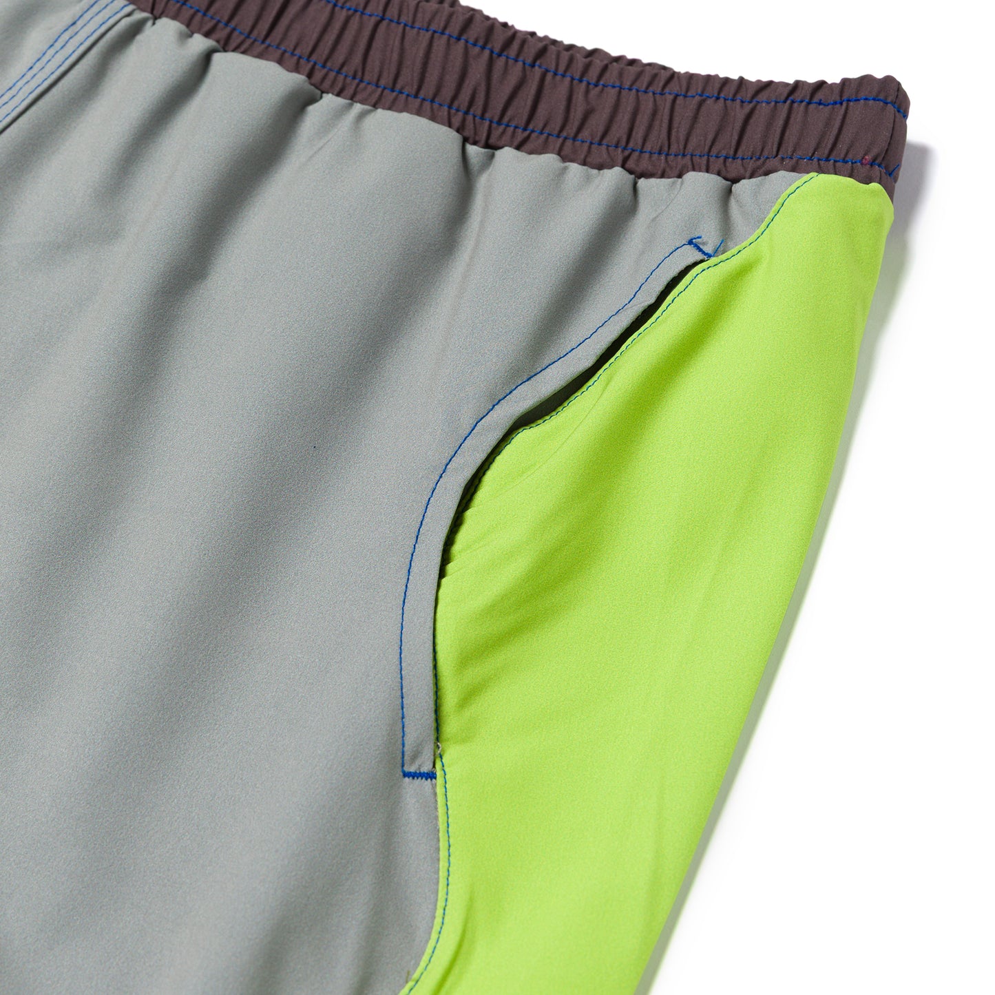 TVT CHECK Shorts